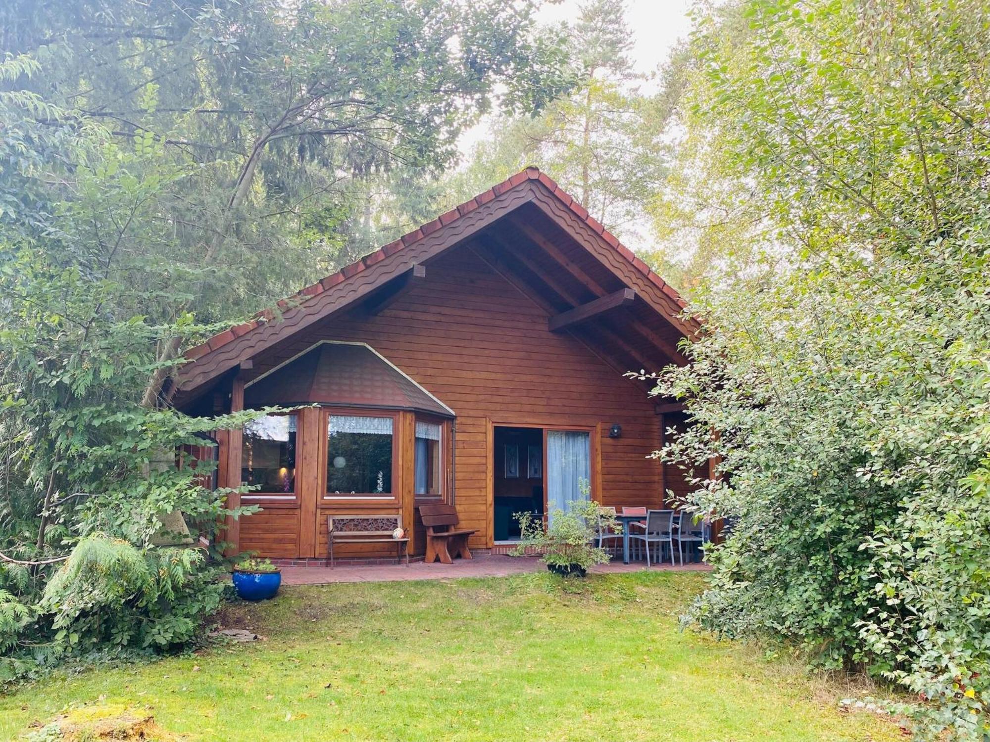 Ferienhaus Svenja, Wiefelstede-Lehe Bagian luar foto