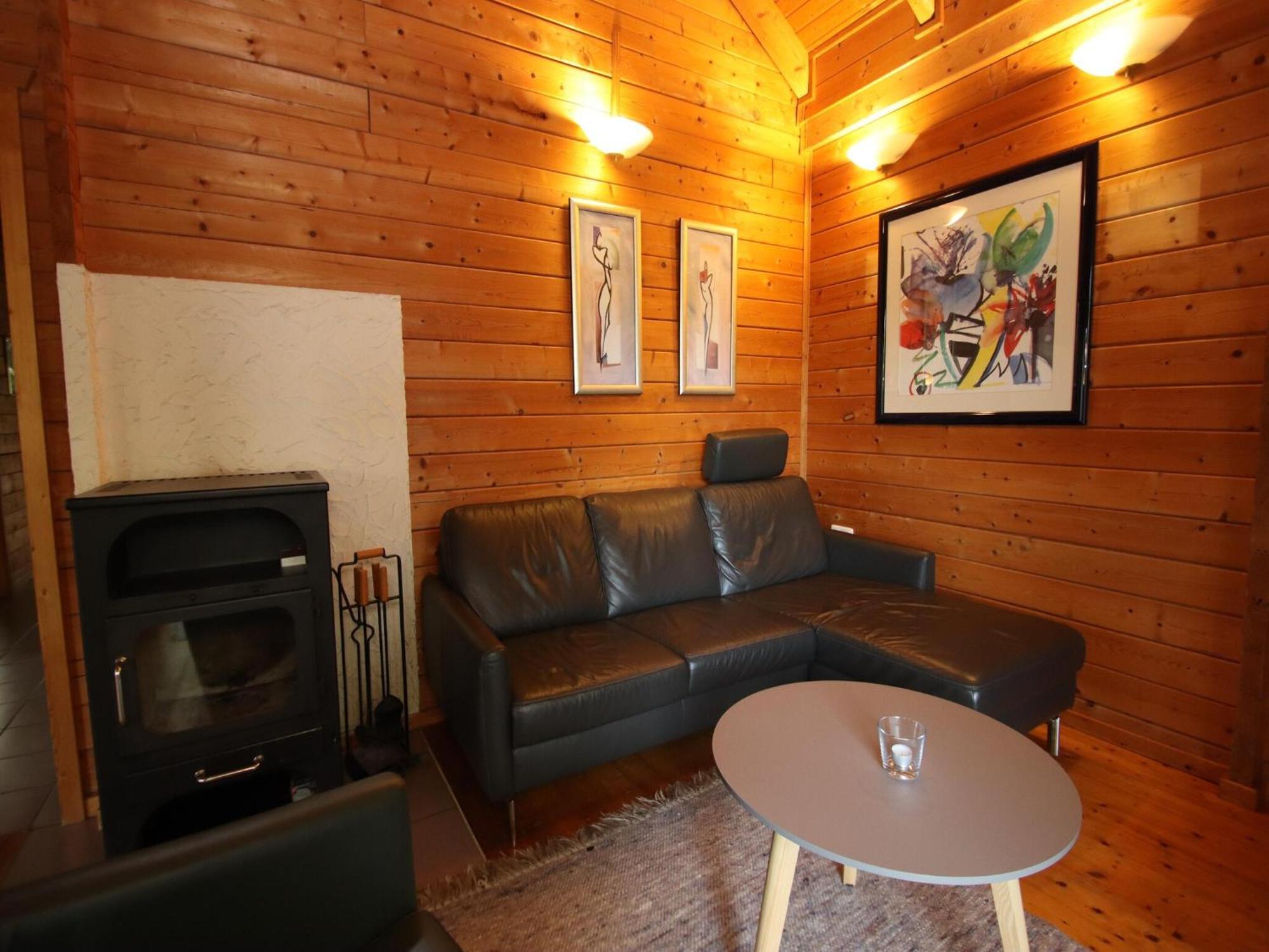 Ferienhaus Svenja, Wiefelstede-Lehe Bagian luar foto