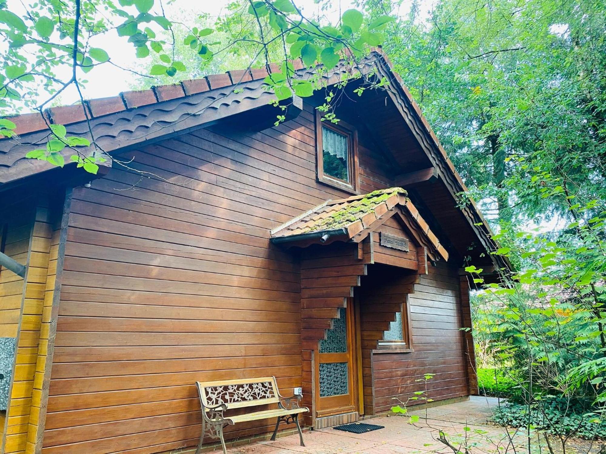 Ferienhaus Svenja, Wiefelstede-Lehe Bagian luar foto