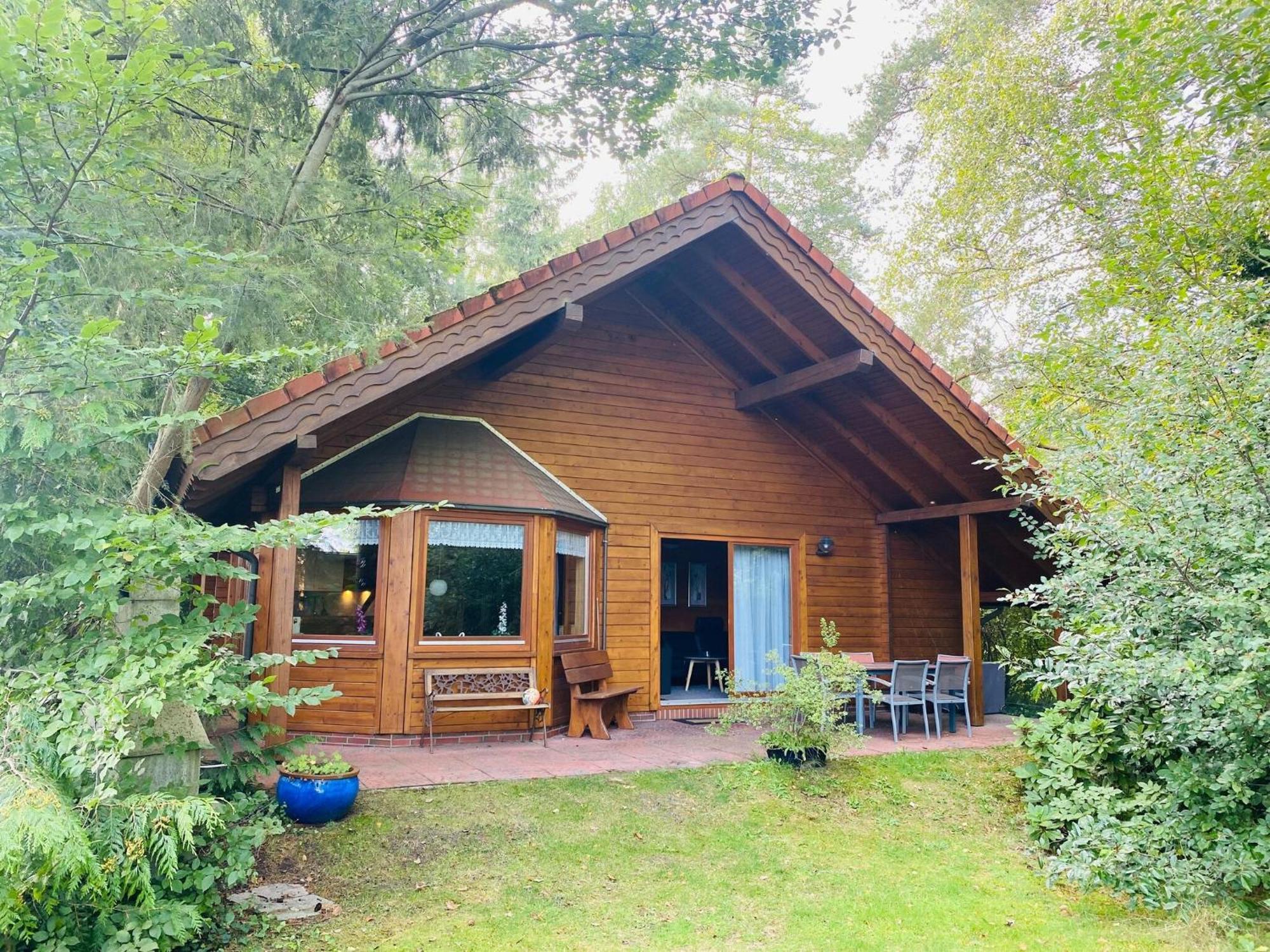 Ferienhaus Svenja, Wiefelstede-Lehe Bagian luar foto